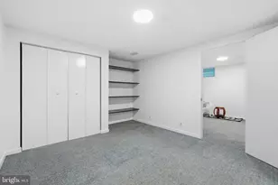 6121 Queens Brigade Ct, Fairfax, VA 22030 - Photo 23