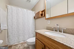 14917 Compton Rd, Centreville, VA 20121 - Photo 27