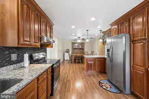 14917 Compton Rd, Centreville, VA 20121 - Photo 5