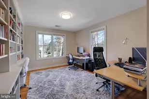 5922 Chesterbrook Rd, McLean, VA 22101 - Photo 61
