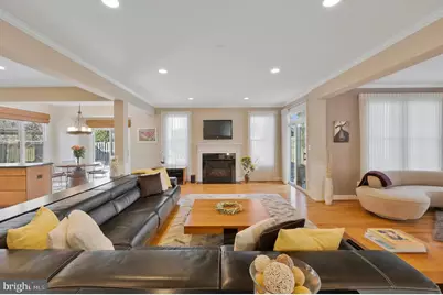 5922 Chesterbrook Road, McLean, VA 22101 - Photo 21