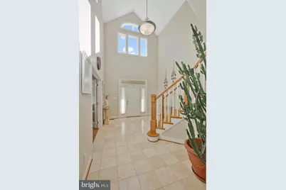 5922 Chesterbrook Road, McLean, VA 22101 - Photo 7