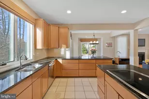 5922 Chesterbrook Rd, McLean, VA 22101 - Photo 33