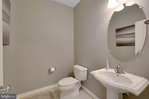 5922 Chesterbrook Rd, McLean, VA 22101 - Photo 39