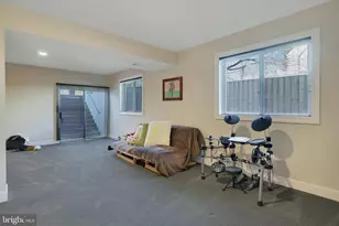 5922 Chesterbrook Rd, McLean, VA 22101 - Photo 73