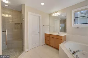 5922 Chesterbrook Rd, McLean, VA 22101 - Photo 53
