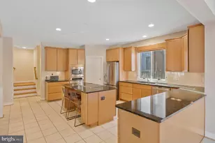 5922 Chesterbrook Rd, McLean, VA 22101 - Photo 29