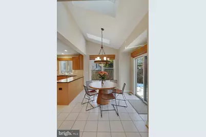 5922 Chesterbrook Road, McLean, VA 22101 - Photo 37