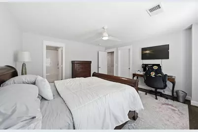 6810 Broyhill Street A Broyhill Street, McLean, VA 22101 - Photo 33