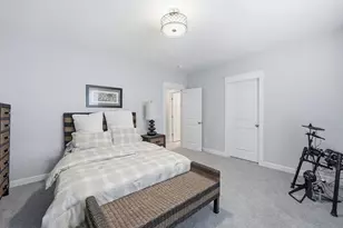 6810 Broyhill Street A Broyhill St, McLean, VA 22101 - Photo 43