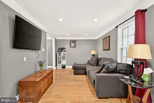 7920 Freehollow Dr, Falls Church, VA 22042 - Photo 5