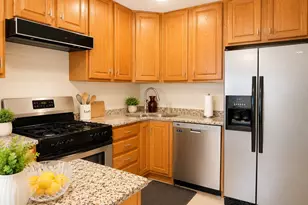 8317 Cherry Valley Ln, Alexandria, VA 22309 - Photo 17