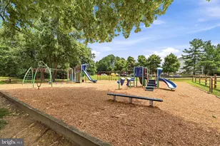 6015 Chestnut Hollow Ct, Centreville, VA 20121 - Photo 45