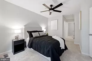 6015 Chestnut Hollow Ct, Centreville, VA 20121 - Photo 15