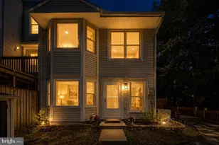 6015 Chestnut Hollow Ct, Centreville, VA 20121 - Photo 1