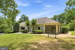 6015 Chestnut Hollow Ct, Centreville, VA 20121 - Photo 49