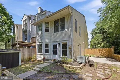 6015 Chestnut Hollow Court, Centreville, VA 20121 - Photo 35