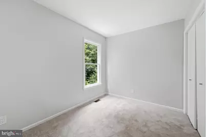 6015 Chestnut Hollow Court, Centreville, VA 20121 - Photo 19