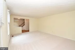 8017 Diving Cliff Ln, Springfield, VA 22153 - Photo 11