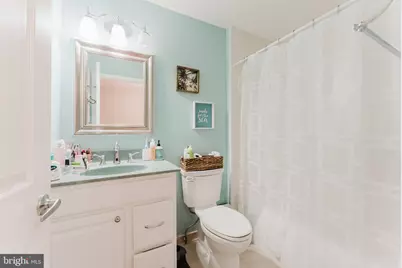 8001 Bethelen Woods Lane, Springfield, VA 22153 - Photo 13