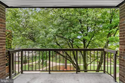 9721 Kings Crown Court #202, Fairfax, VA 22031 - Photo 7