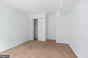 9721 Kings Crown Ct, Fairfax, VA 22031 - Photo 15