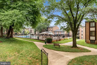 9721 Kings Crown Court #202, Fairfax, VA 22031 - Photo 1