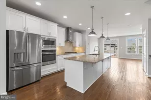 3117 Sundrops Ct, Fairfax, VA 22031 - Photo 9