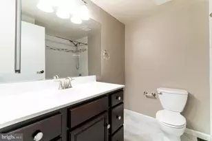 5906 Oak Leather Dr, Burke, VA 22015 - Photo 23