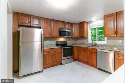 5906 Oak Leather Drive, Burke, VA 22015 - Photo 9
