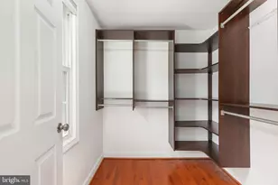 10927 Harpers Square Ct, Reston, VA 20191 - Photo 23