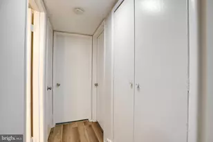 4917 Americana Dr, Annandale, VA 22003 - Photo 19