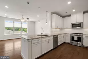 2960 Vaden Dr, Fairfax, VA 22031 - Photo 17
