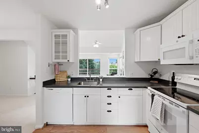 6605 Jupiter Hills Circle #J, Alexandria, VA 22312 - Photo 3