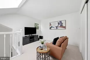 6605 Jupiter Hills Cir, Alexandria, VA 22312 - Photo 21