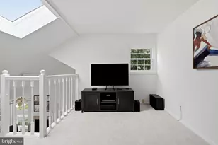 6605 Jupiter Hills Cir, Alexandria, VA 22312 - Photo 23