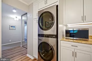 5902 Mt Eagle Dr, Alexandria, VA 22303 - Photo 29