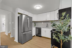 3046 Talking Rock Dr, Fairfax, VA 22031 - Photo 13