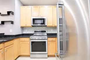2665 Prosperity Ave, Fairfax, VA 22031 - Photo 9