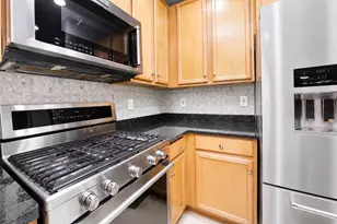 2665 Prosperity Ave, Fairfax, VA 22031 - Photo 7