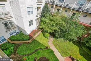 2791 Centerboro Dr, Vienna, VA 22181 - Photo 29