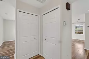4214 Penner Ln, Fairfax, VA 22033 - Photo 5