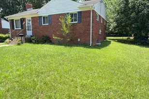 7425 Marc Dr, Falls Church, VA 22042 - Photo 3