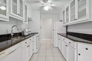 2854 Dover Ln, Falls Church, VA 22042 - Photo 11