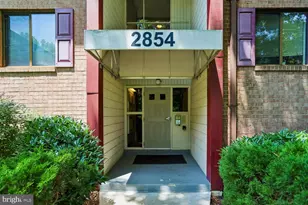 2854 Dover Ln, Falls Church, VA 22042 - Photo 3