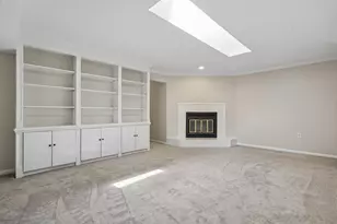 2854 Dover Ln, Falls Church, VA 22042 - Photo 9
