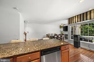 5410 Edsall Ridge Pl, Alexandria, VA 22312 - Photo 15