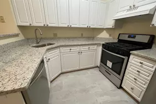 2203 Westcourt Ln, Herndon, VA 20170 - Photo 11
