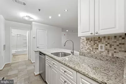 5563 Seminary Road #107, Falls Church, VA 22041 - Photo 13