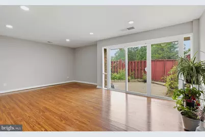 1224 Magnolia Lane, Herndon, VA 20170 - Photo 7